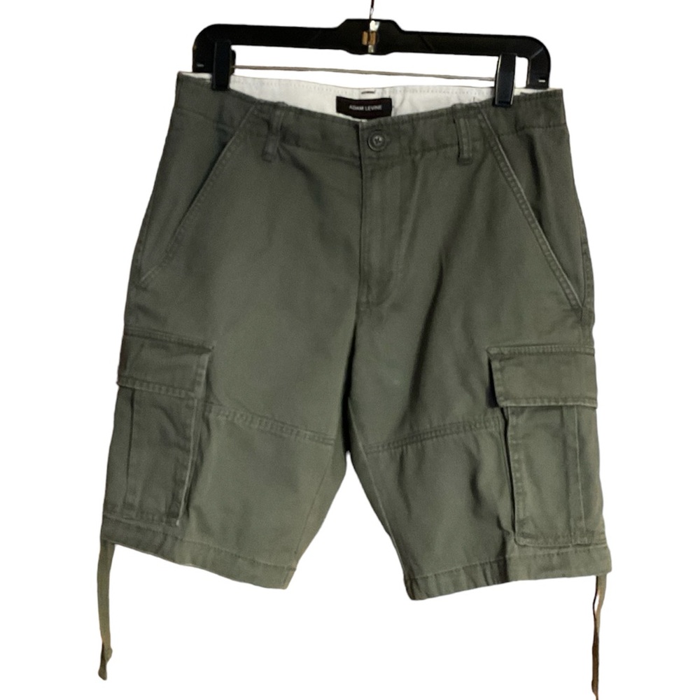 Men’s Adam Levine Green Cargo Shorts with Functional Drawstrings on Leg Opening.